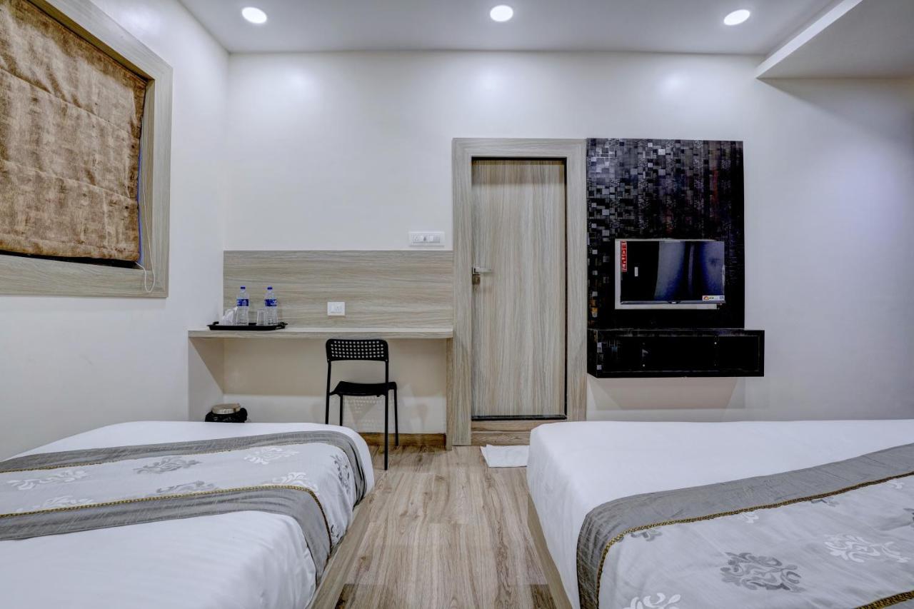 Hotel Arts International 뭄바이 외부 사진