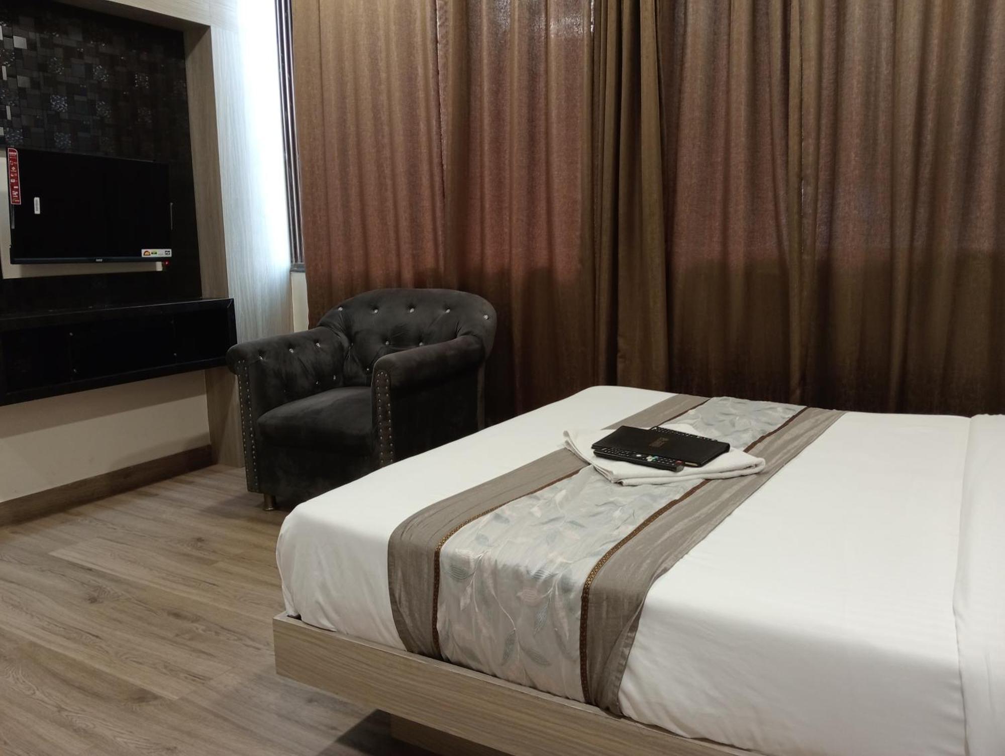 Hotel Arts International 뭄바이 외부 사진